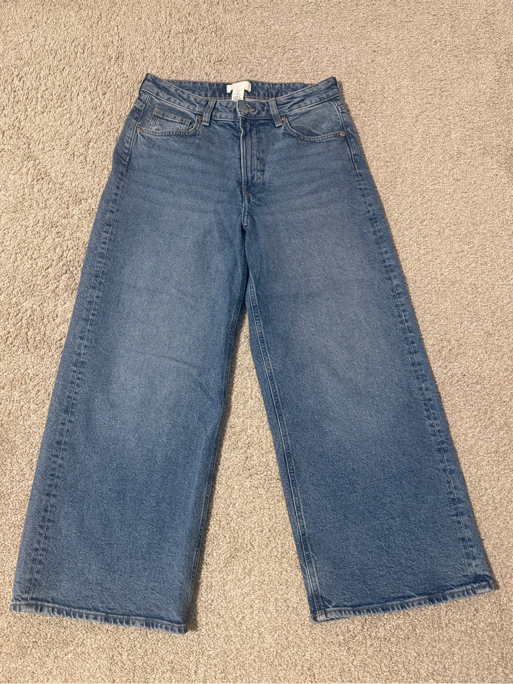 H&M Wide-Leg Jeans in Medium Blue Wash